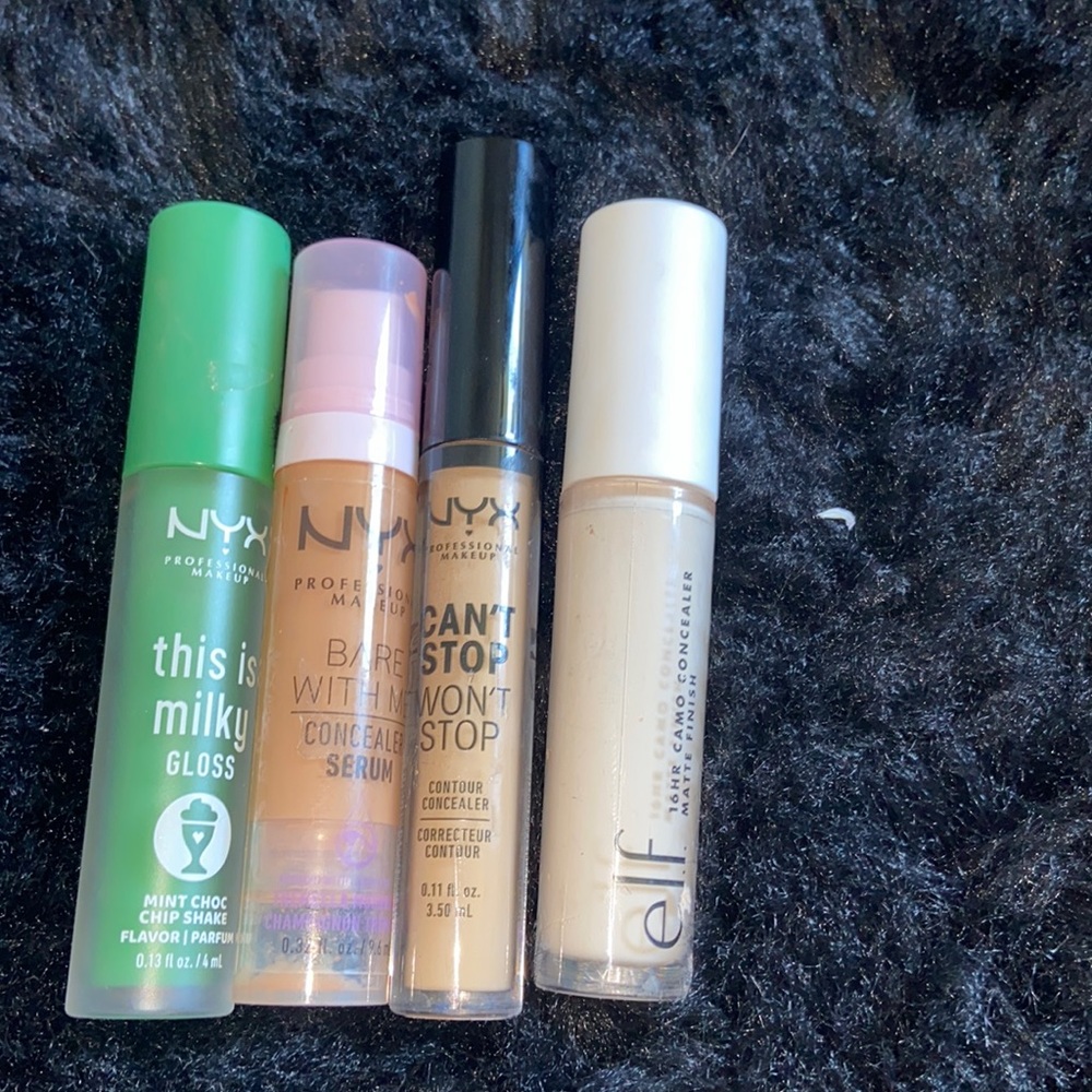 Makeup bundle